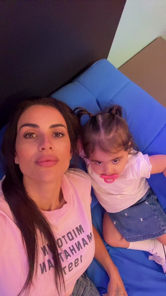 Post 4 by Aly aly on TikTok (video)