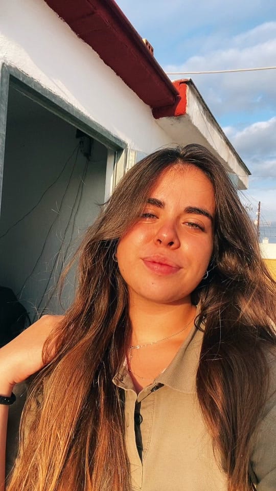 Post 3 by Laura on TikTok (video)