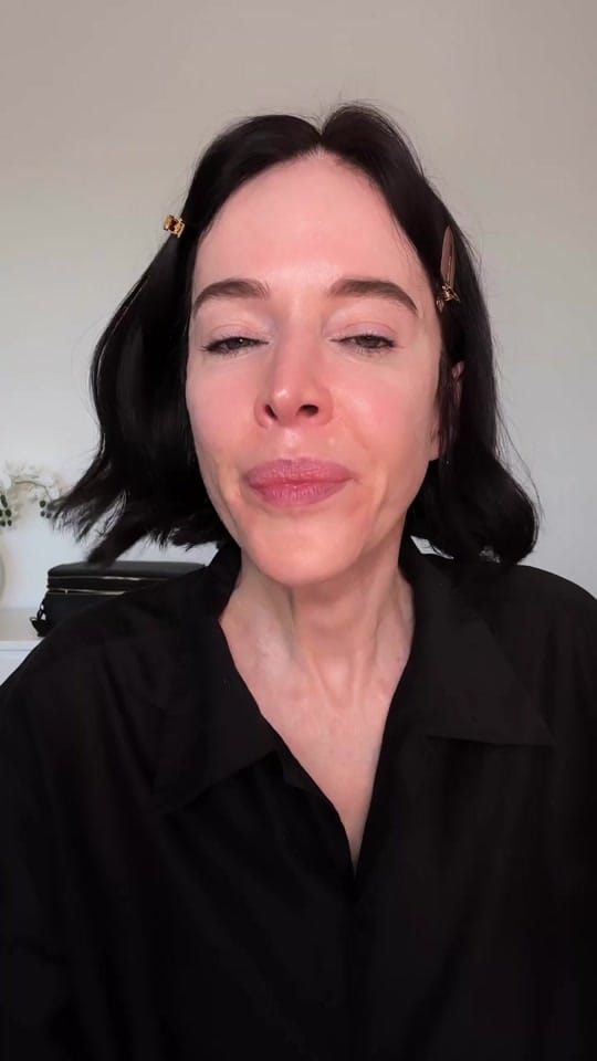 Post 3 by Rae Morris on TikTok (video)