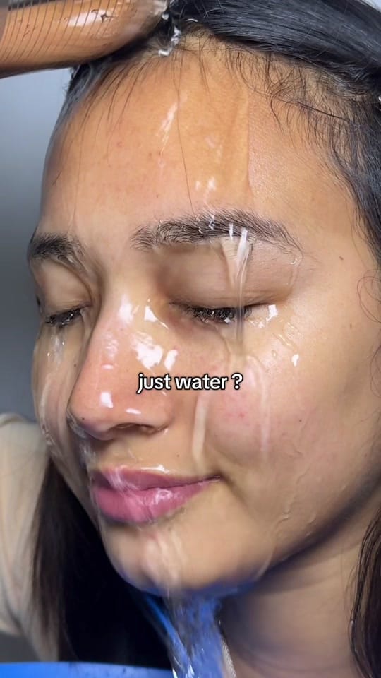 Post 9 by _skincareby.a.0 on TikTok (video)