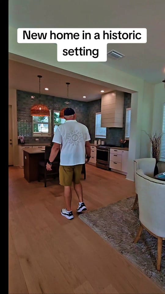Post 3 by Brad White on TikTok (video)