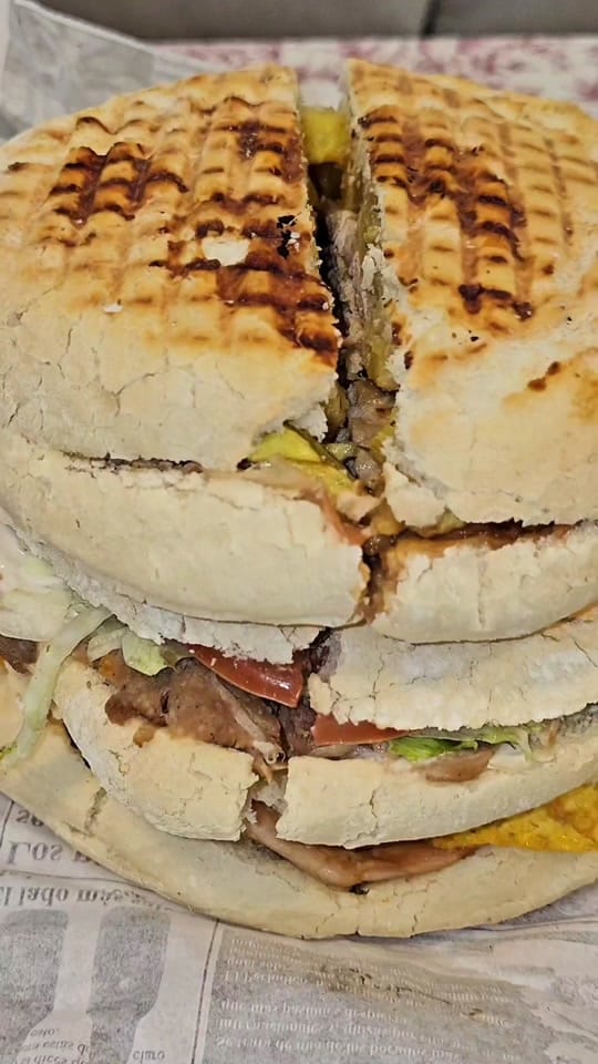 Post 3 by Un Glotón Con Arte on TikTok (video)