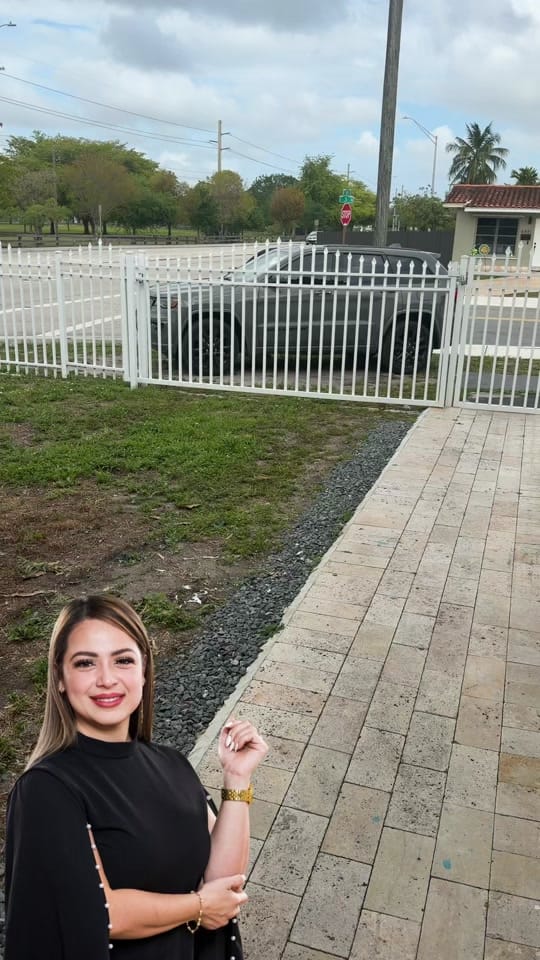 Post 9 by Rache_ RealLifeRealtor on TikTok (video)