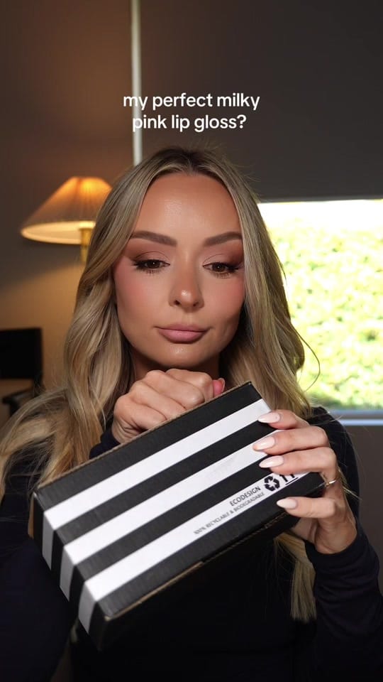 Post 3 by Asha | Makeup Artist on TikTok (video)