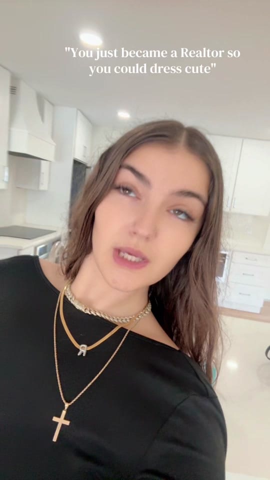 Post 3 by rachsellstampa18 on TikTok (video)