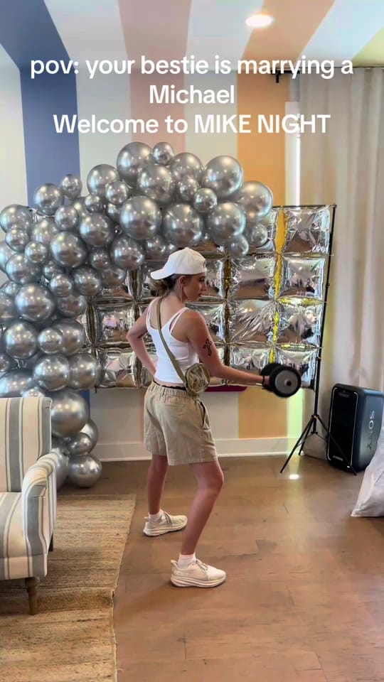 Post 5 by larissafrody on TikTok (video)