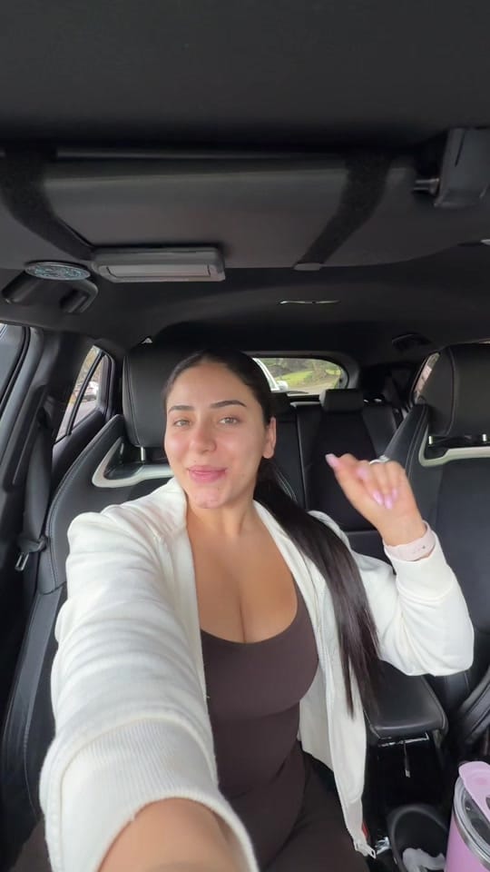 Post 6 by Jasmine Chaar on TikTok (video)