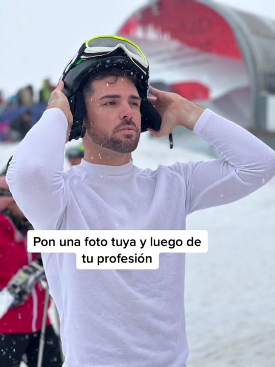 Post 10 by Alejandro Cárdenas on TikTok (video)