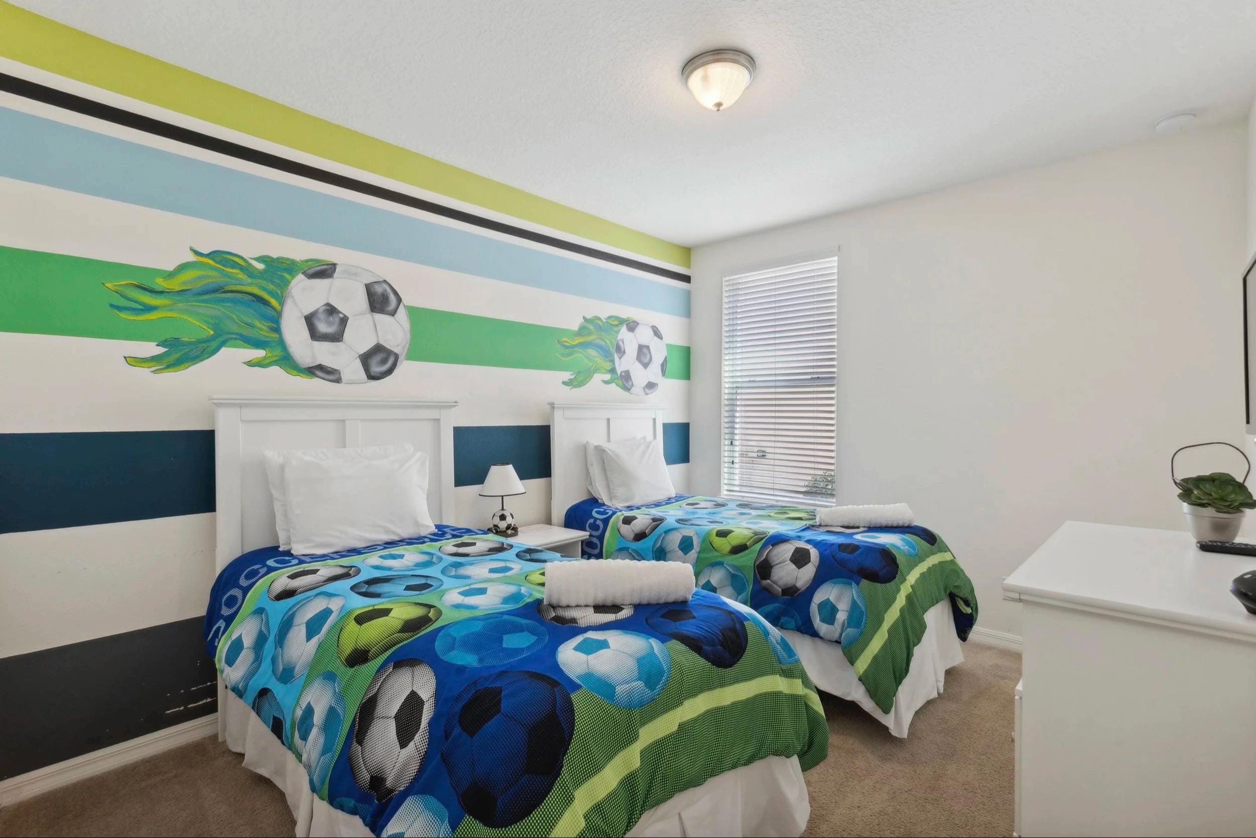 Post 2 by Orlando Villa Rentals on TikTok (video)