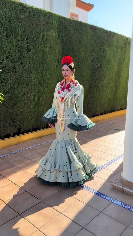 Post 3 by Trajes de Flamenca Doña Macu on TikTok (video)