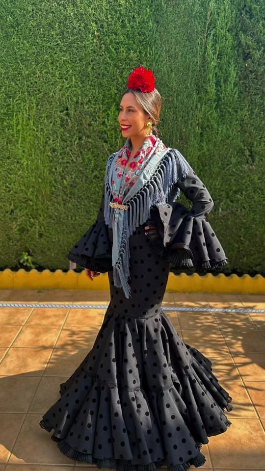 Post 1 by Trajes de Flamenca Doña Macu on TikTok (video)