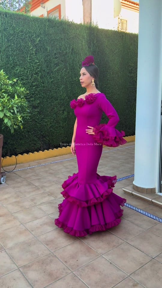 Post 8 by Trajes de Flamenca Doña Macu on TikTok (video)