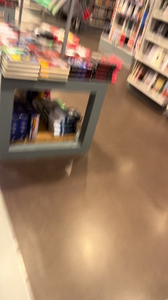 Post 2 by Vasseta on TikTok (video)