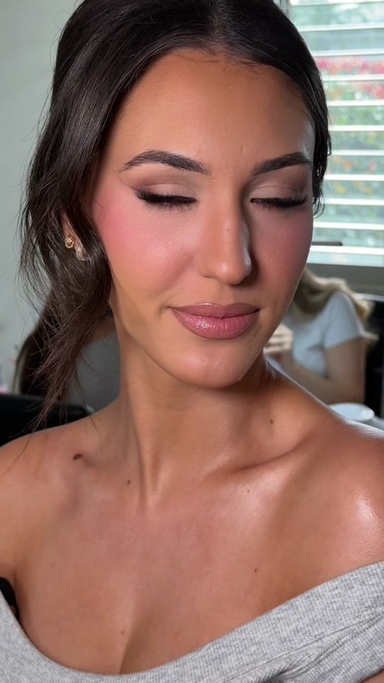 Post 10 by Olivia Rita Makeup on TikTok (video)