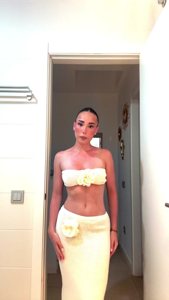 Post 3 by violetacarreraa on TikTok (video)