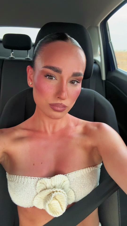 Post 6 by violetacarreraa on TikTok (video)