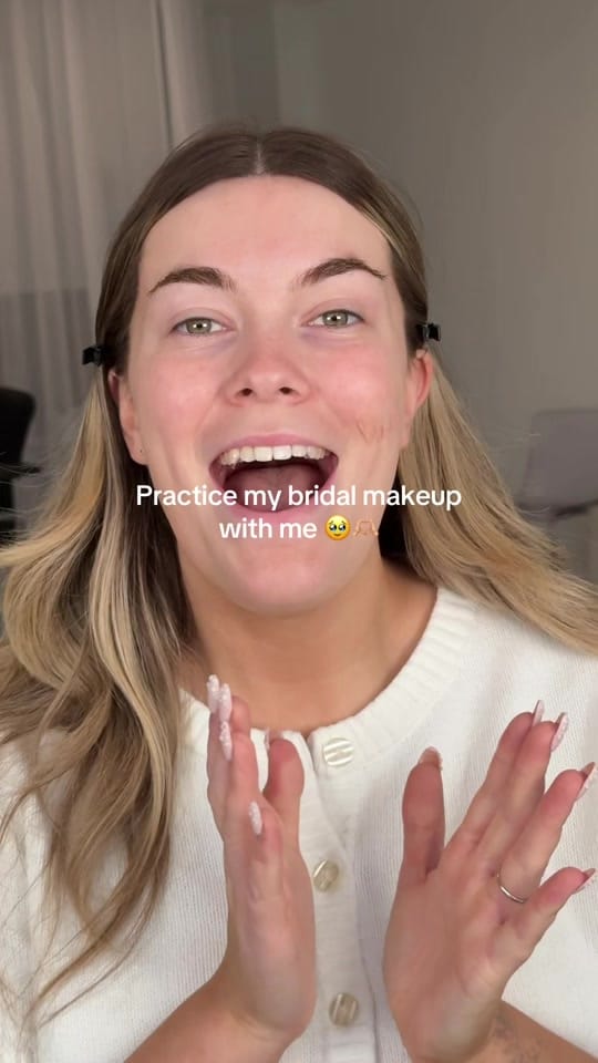 Post 1 by ashleyrenee.mua on TikTok (video)