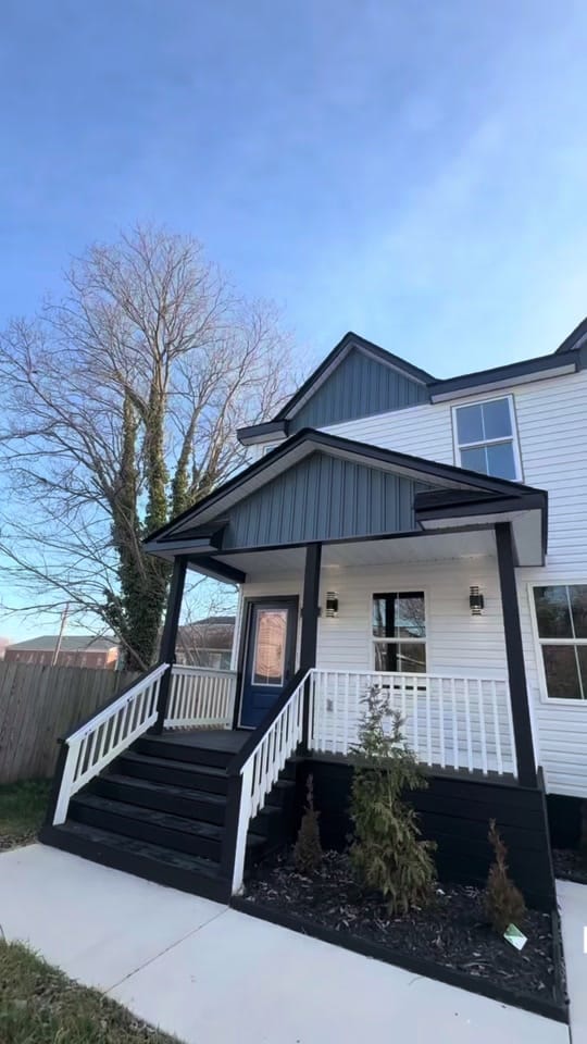 Post 2 by Nika Hanson, RVA Realtor on TikTok (video)