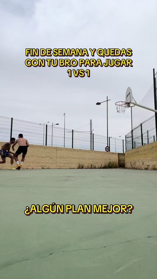 Post 10 by Manu Villau on TikTok (video)