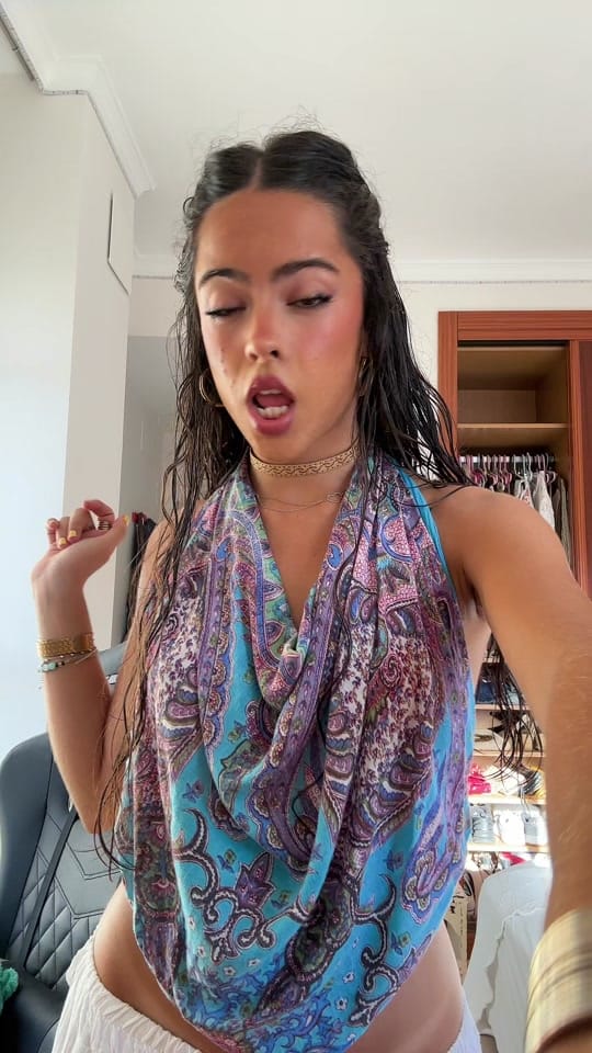 Post 5 by Adriana Fernandez on TikTok (video)