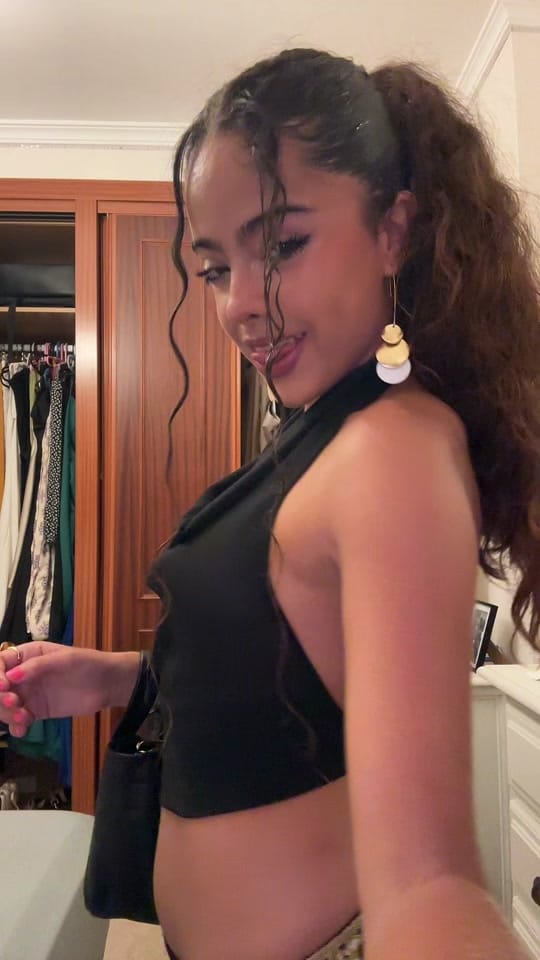 Post 10 by Adriana Fernandez on TikTok (video)