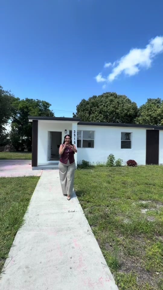 Post 3 by OZZYSELLSFLORIDA on TikTok (video)