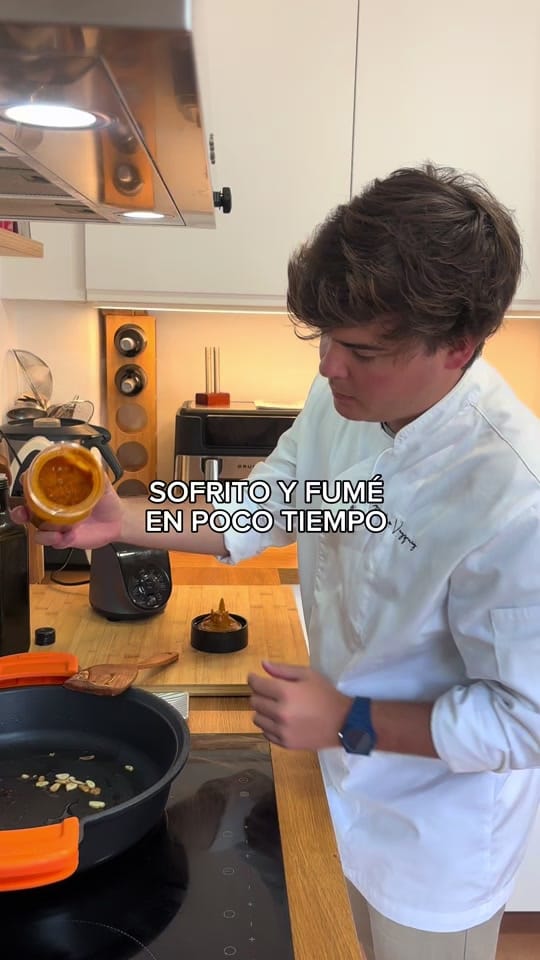 Post 5 by Pedro on TikTok (video)