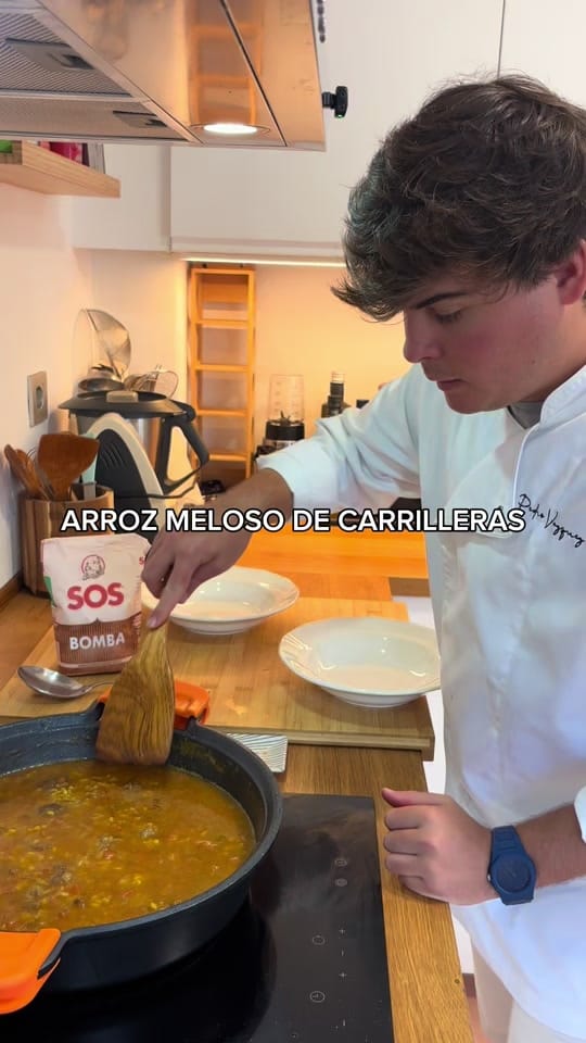 Post 3 by Pedro on TikTok (video)