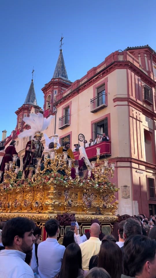Post 8 by Pasión de Sevilla on TikTok (video)