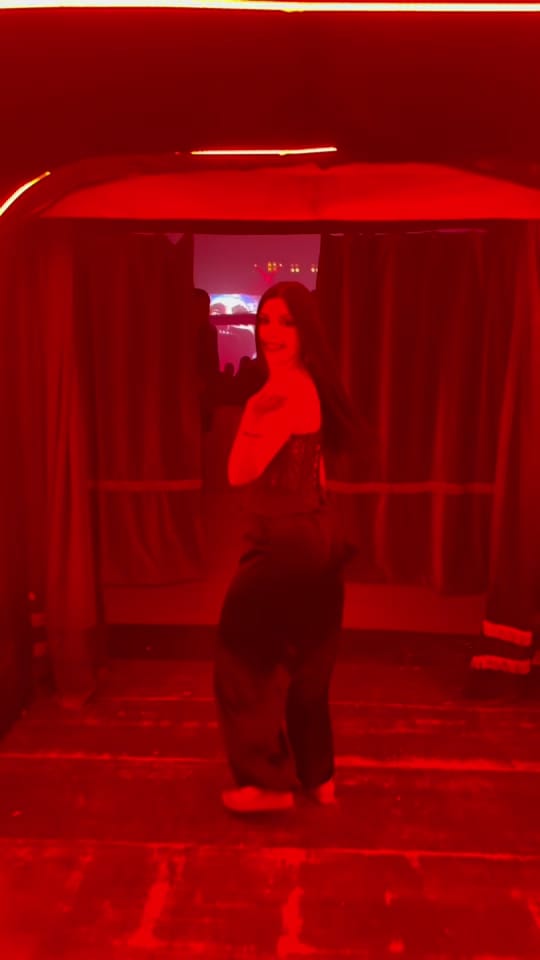Post 6 by Cristidovi on TikTok (video)