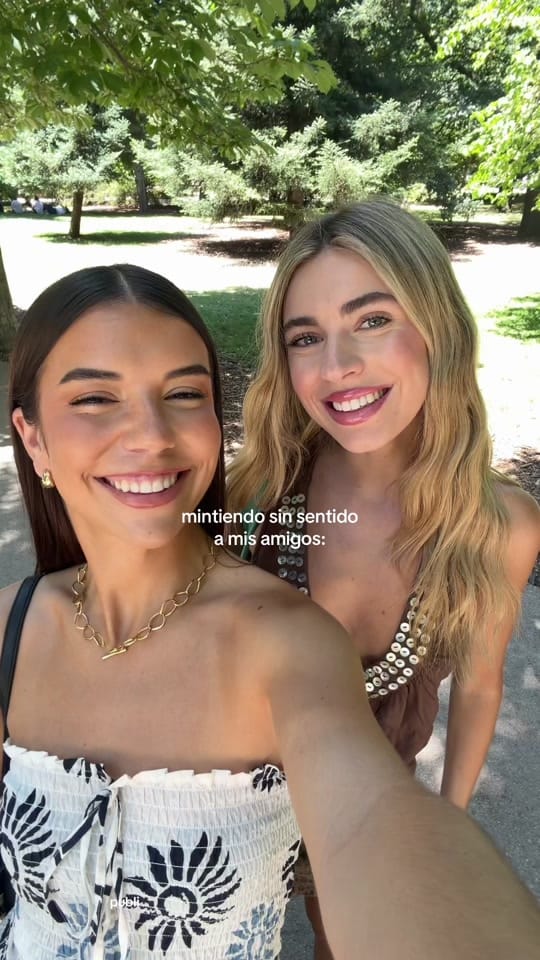 Post 1 by Elena Gortari on TikTok (video)