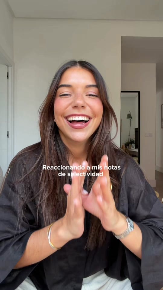 Post 6 by Elena Gortari on TikTok (video)