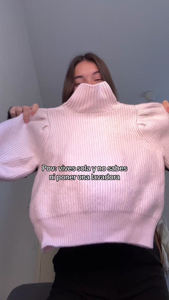 Post 10 by Elena Gortari on TikTok (video)