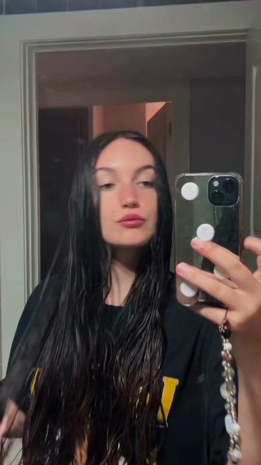 Post 2 by Miaperujo on TikTok (video)