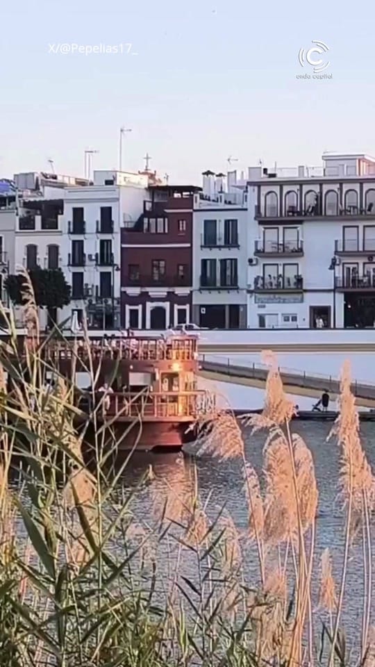 Post 8 by 🎙️ Onda Capital FM on TikTok (video)
