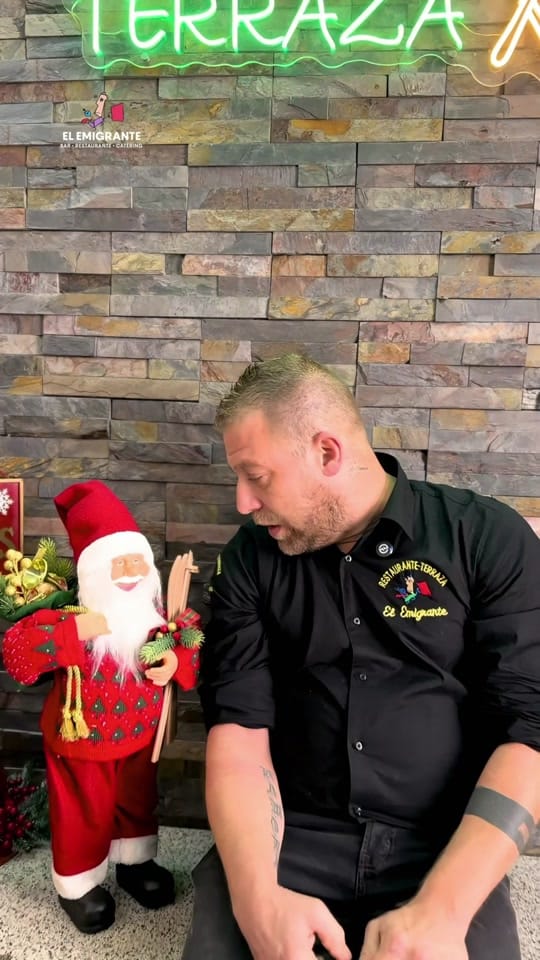 Post 2 by Restaurante El Emigrante on TikTok (video)