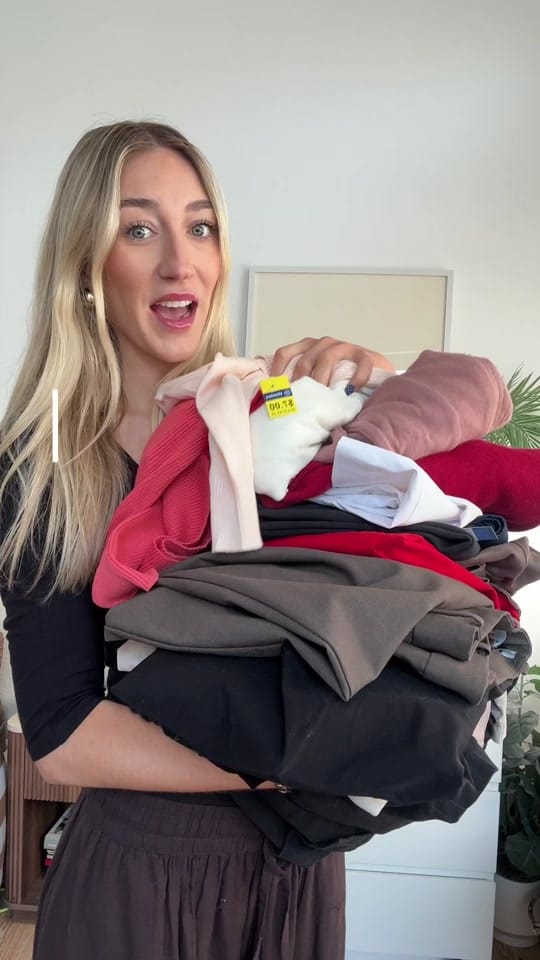 Post 2 by Charlotte Rebecca on TikTok (video)