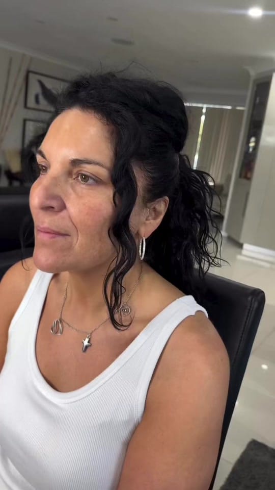 Post 1 by Rosemary Khall - Makeup Artist on TikTok (video)