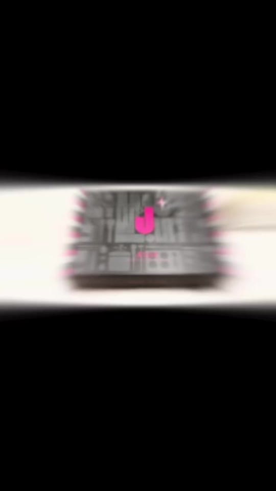 Post 3 by Rosemary Khall - Makeup Artist on TikTok (video)