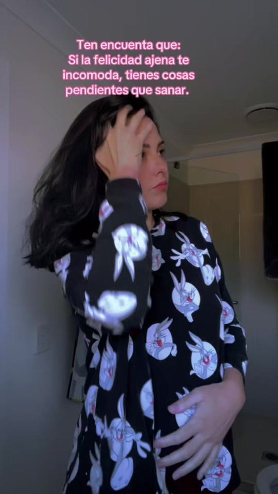 Post 4 by 🦘Cynthia GoGa (🎀💄🦄) on TikTok (video)