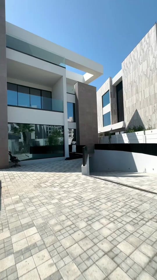 Post 8 by Doha Real Estate 🇶🇦 on TikTok (video)
