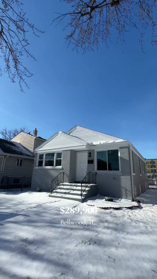 Post 7 by Felipe H | Chicago Realtor on TikTok (video)