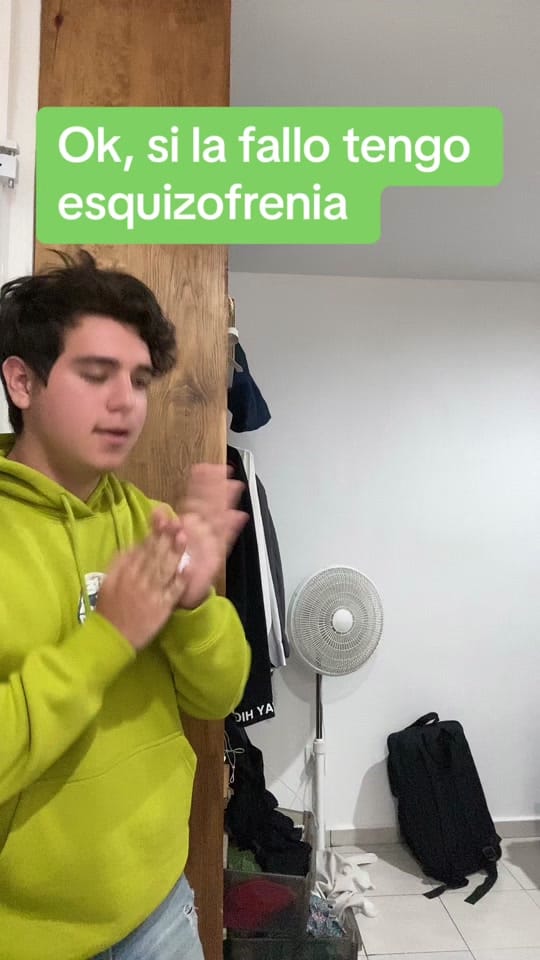Post 3 by Adrian Sevilla on TikTok (video)