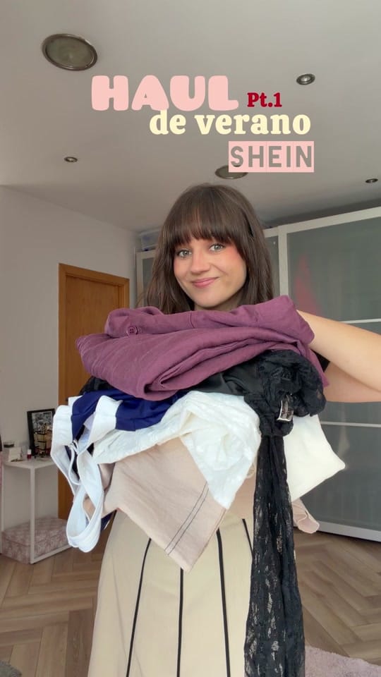 Post 3 by Lucia Gonzalez on TikTok (video)