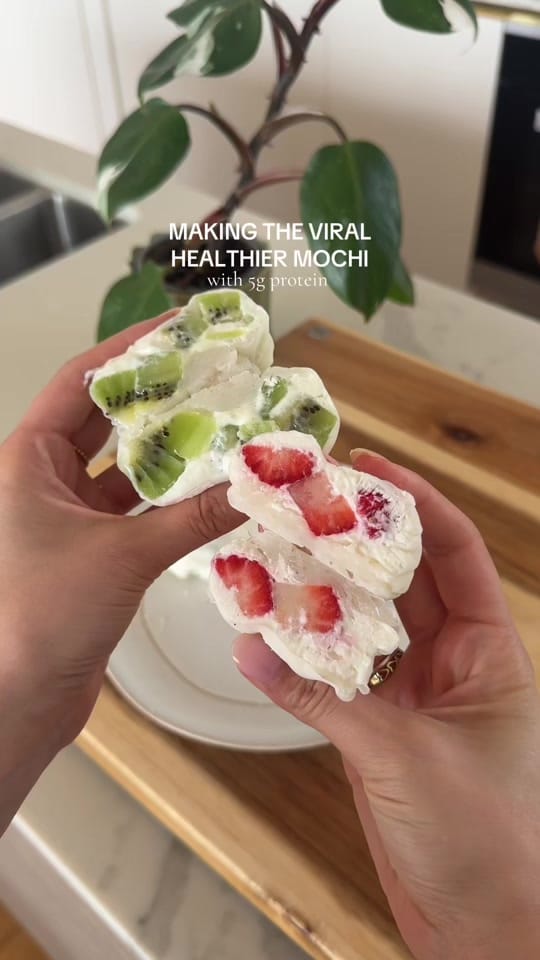 Post 4 by Samantha — Nutritionist on TikTok (video)