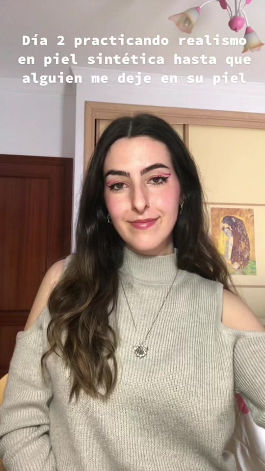 Post 10 by Geles on TikTok (video)