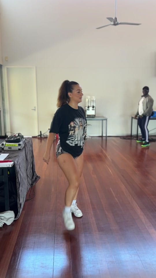 Post 8 by serafichera on TikTok (video)