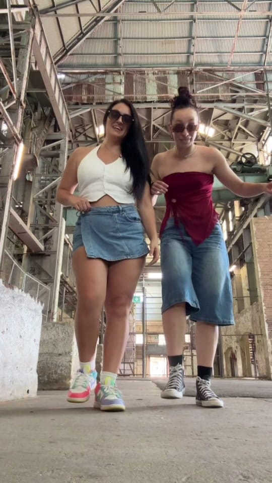 Post 6 by serafichera on TikTok (video)