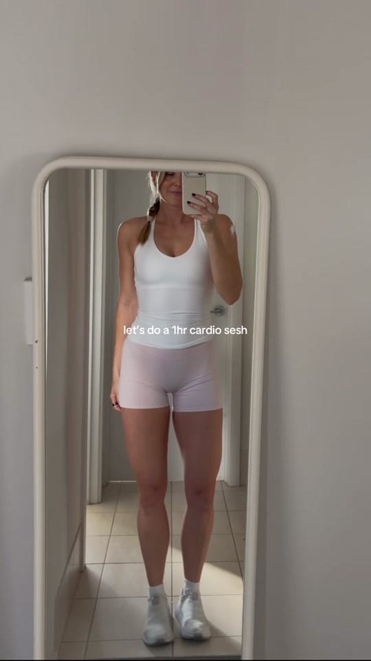Post 5 by Shi Kremer on TikTok (video)