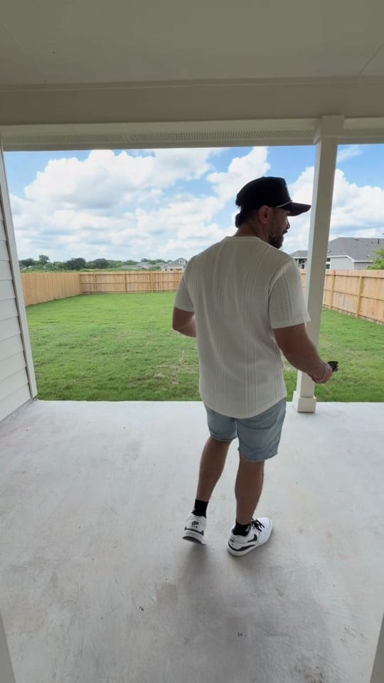 Post 5 by Ricardo Hernandez on TikTok (video)